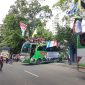 Jajaran Kepolisian Polres Metro Tangerang Kota memantau kegiatan rombongan peserta Reuni Akbar Veteran 7680 saat perjalanan menuju venue acara.