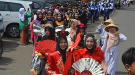 Karnaval Budaya Tradisi Masjid Agung Al-Ittihad di Kawasan Kota Lama Tangerang. (foto Supriyadi)