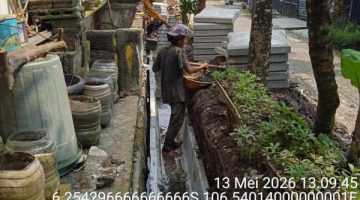 Proyek U-Ditch APBD 2026 di Cluster Mutiara Cukang Galih Disorot, Diduga Abaikan K3 dan Spesifikasi Teknis